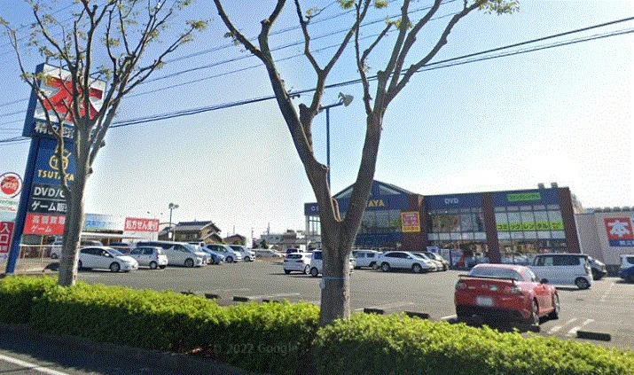 TSUTAYA 三ノ輪店まで車で10分