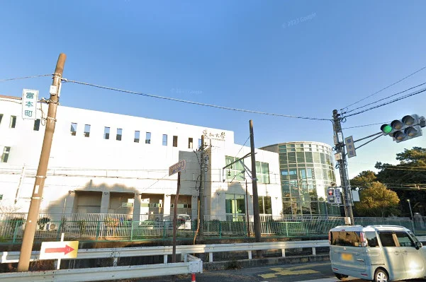 愛知大学まで徒歩7分。