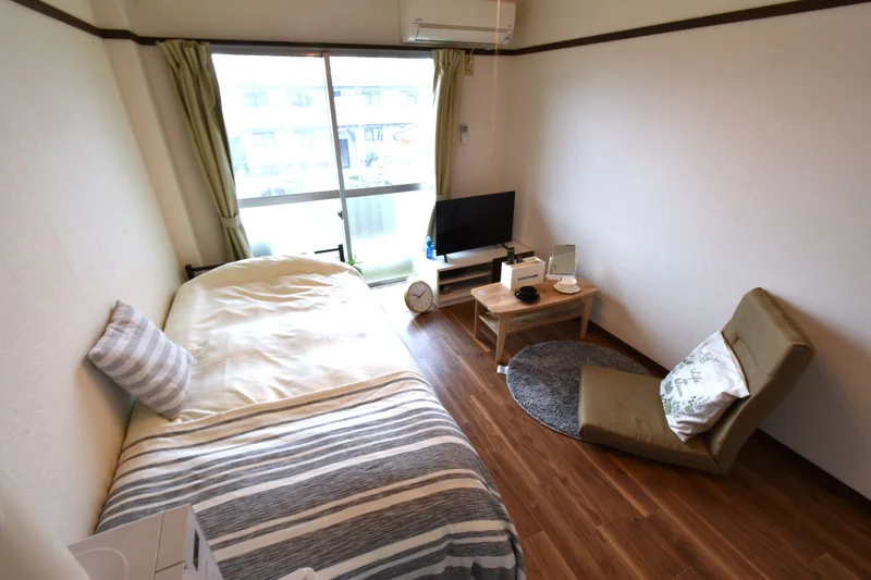 リネン類もあり！　洗濯機付きのお部屋なので　長期のご利用の際も清潔にお使いいただけます！