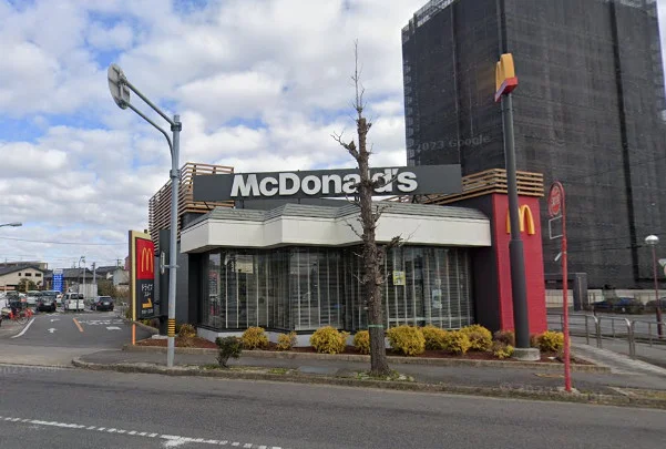 マクドナルド 安城店まで徒歩16分。