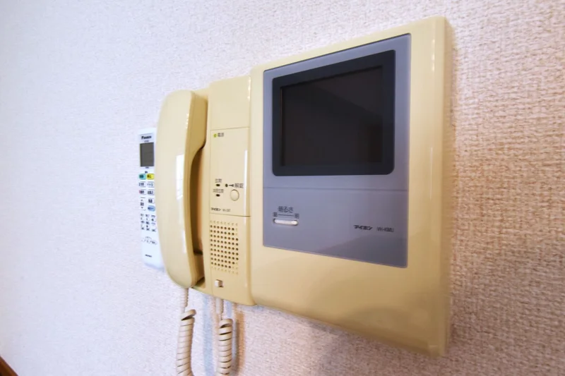 テレビモニターホン付で本人確認可能　女性など安心安全には必須アイテム！