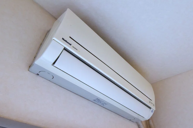 エアコンあり♪　温度調節可能で夏場・冬場関係なく快適にお過ごしいただけます。