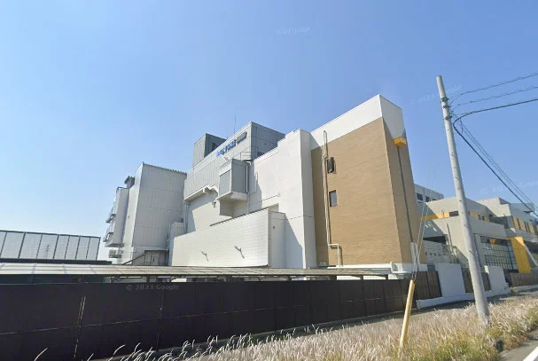 ボートレース蒲郡まで車で7分。