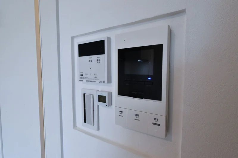 お湯調整スイッチやテレビモニターホン付で本人確認可能！　安心安全に考慮されていて女性にもおすすめです！