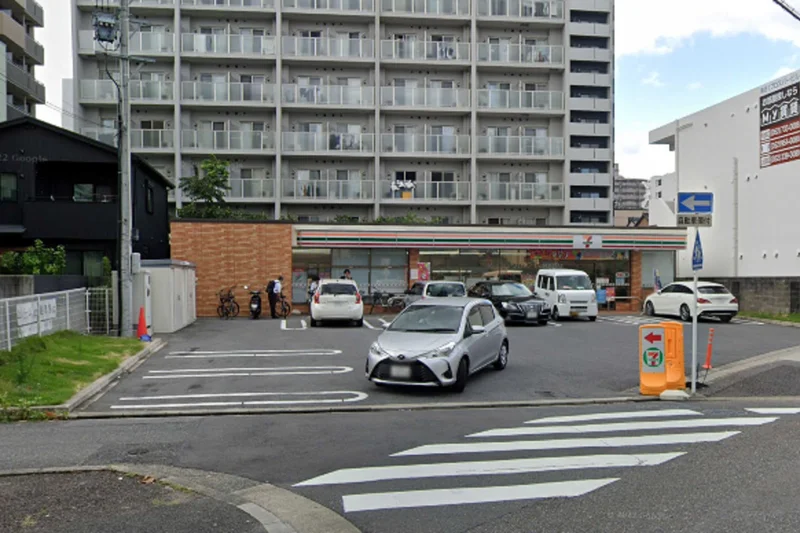 セブン-イレブン 名古屋新栄２丁目南店まで徒歩7分。