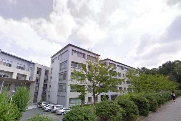 名古屋大学まで車で10分。