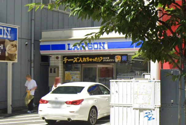 ローソン 呉服町通店まで徒歩9分。