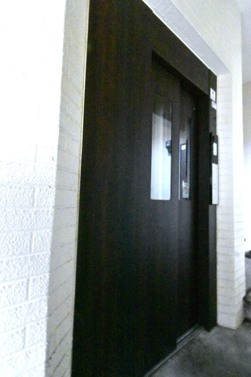 エレベーター付　上階移動に便利！　重い荷物の時も安心で幅広い年代の方にお勧め！