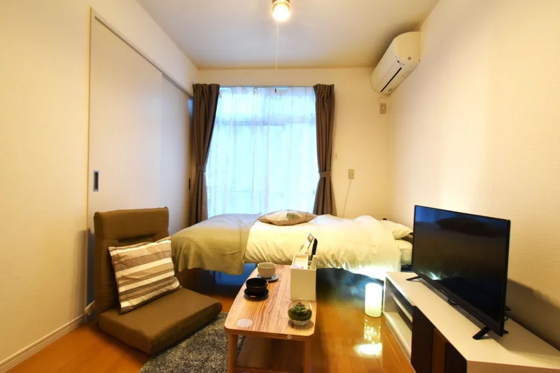 ナチュラルなカラーのインテリアが魅力の　WIFI環境もあるテレワークなどにオススメなマンスリーマンション！