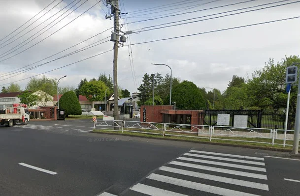 陸上自衛隊 仙台駐屯地まで車で8分