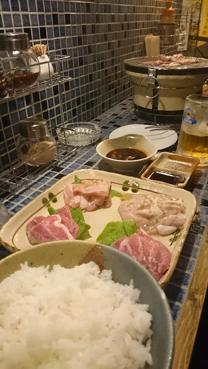 炭火焼ゆうしゃまで徒歩１６分