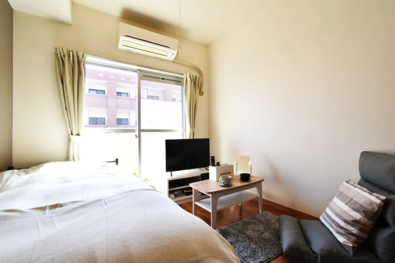 エアコンもあり温度調整可能で　1年通して快適にお過ごしいただけます！