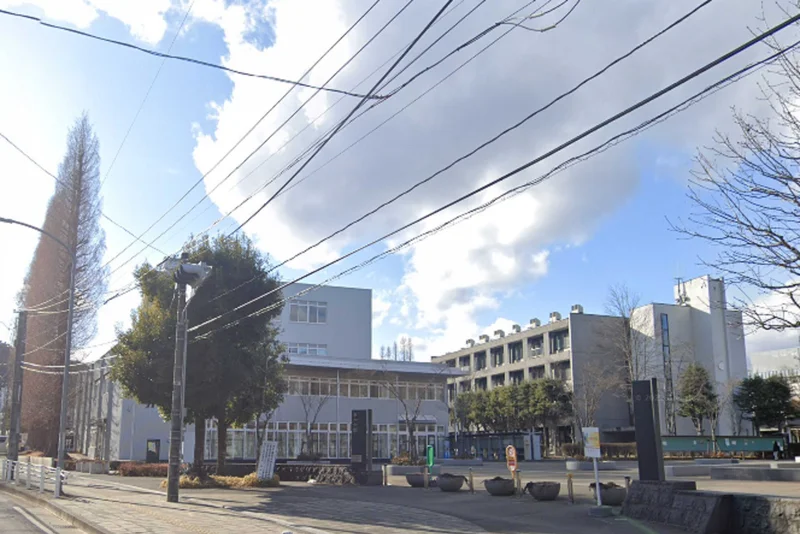 東北大学 川内キャンパスまで徒歩16分。