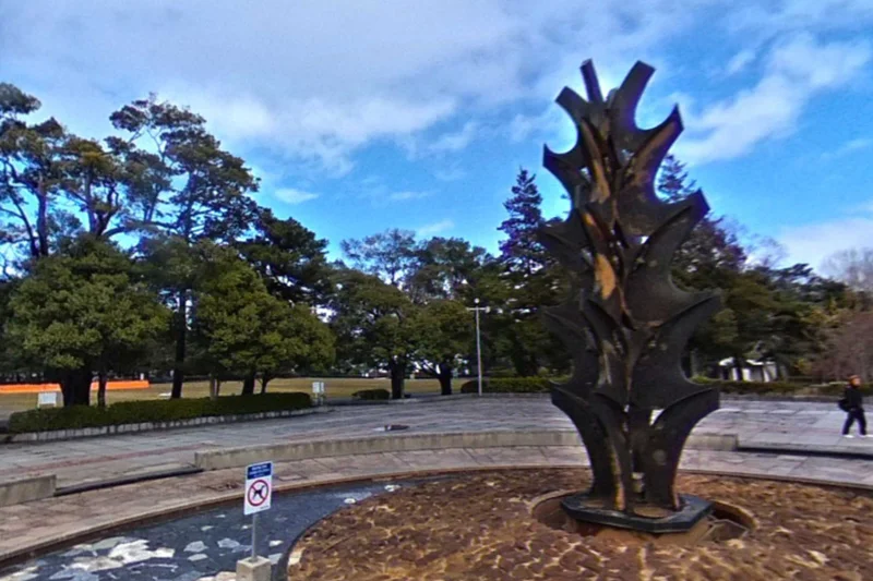 榴岡公園まで徒歩8分。