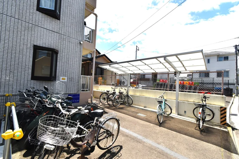 駐輪場利用可能！　近場へのお出かけや通勤にも便利です！