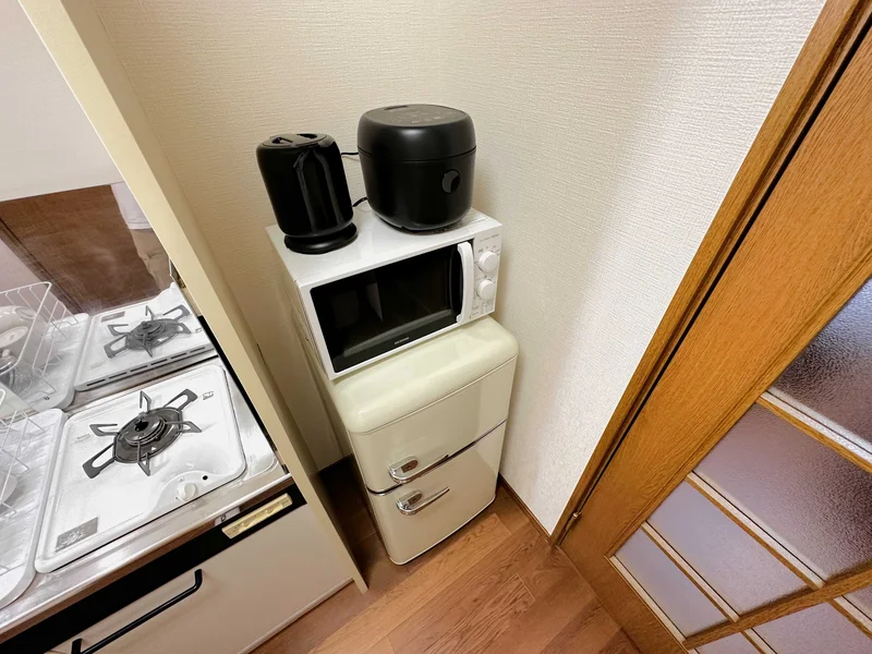 冷蔵庫も完備なので自炊や料理に最適♪長期の出張にお勧め★滋賀大津駅前ウィークリーマンションの人気物件♪【格安】