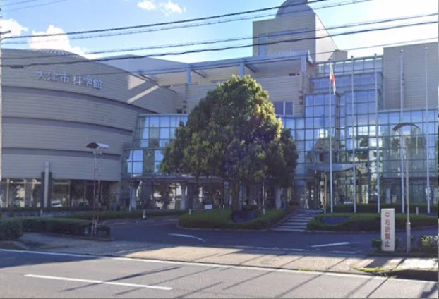 大津市科学館 まで車で７分、2.5ｋｍ。