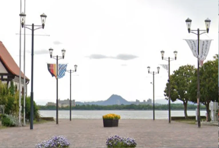 サンシャインビーチ　車で８分