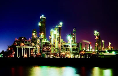 四日市コンビナートまで車で20分