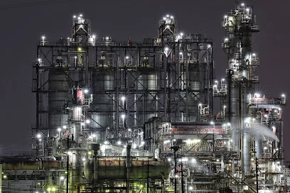 昭和四日市石油まで車で18分