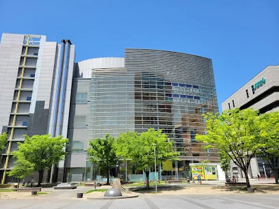 四日市市立博物館・プラネタリウムまで徒歩11分