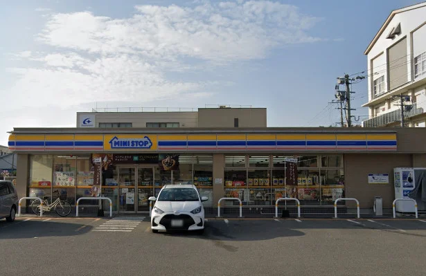 ミニストップ 久留米荘島町店まで徒歩3分。