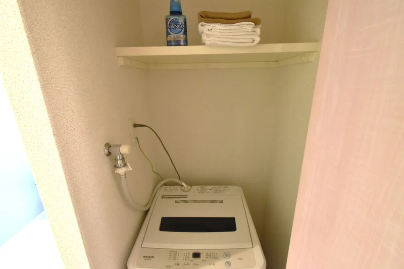 リネン類も豊富で洗濯機・洗濯洗剤あり！　毎日洗濯できるので滞在が長くなっても安心！