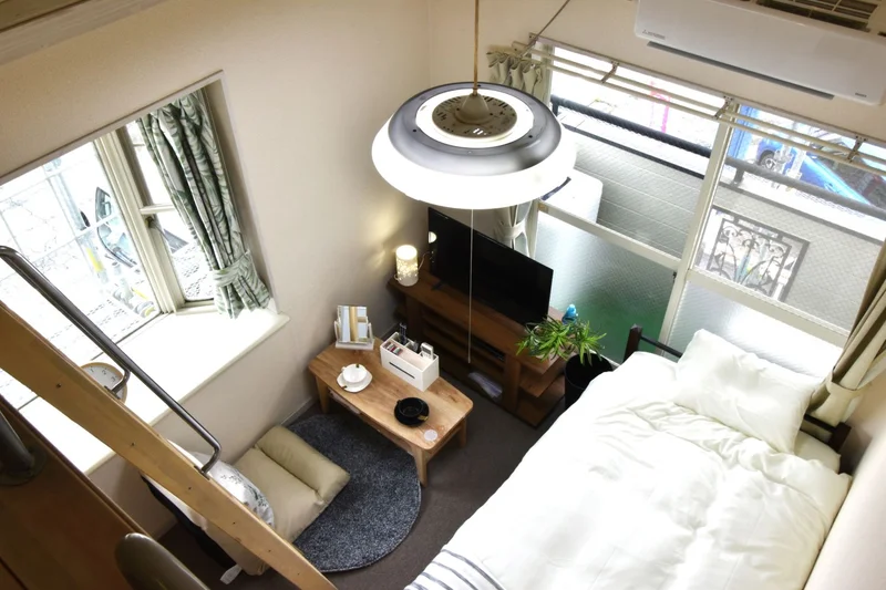 上から見下ろす室内！　ロフト付きで収納や部屋干し、寝室など用途が様々！