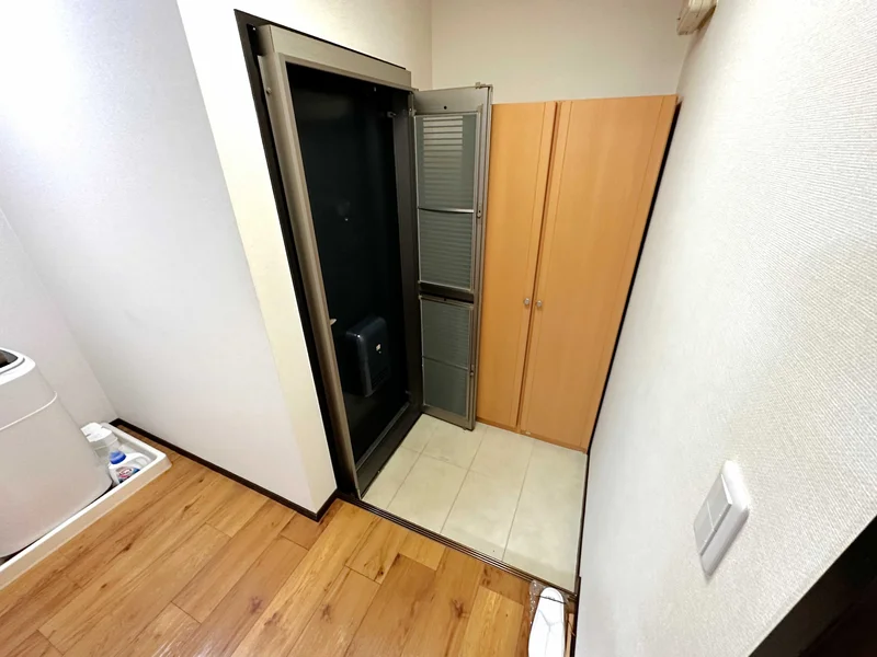 【シューズボックス】草津駅前(草津野村)ウィークリーマンションでは靴箱も完備♪草津駅前(草津野村)エリアの出張、旅行にも欠かせないですよね(^^)/7日以上の利用に適した設備がここにはあります。