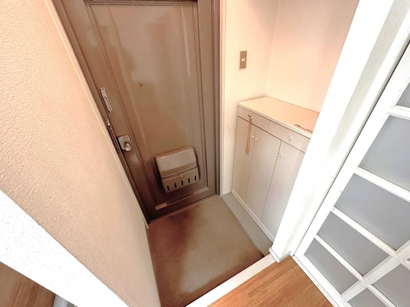 玄関にはシューズボックスもございます(^^)/