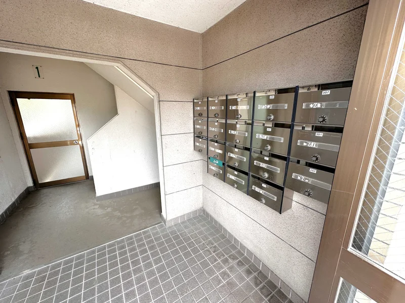 【メールBOX】大津(ＪＲ瀬田駅前)ウィークリーマンションは家具家電完備、清掃費不要のキャンペーンなども随時しているので格安で利用できる場合もあります。お得な情報はＨＰからご確認ください。