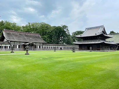 瑞龍寺禅堂まで徒歩5分