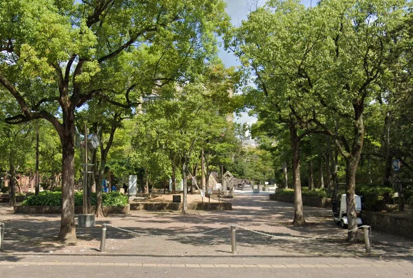 高松中央公園陸上競技場まで車で14分、1.3km。