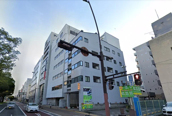 高松マルイまで車で16分、7.2km。