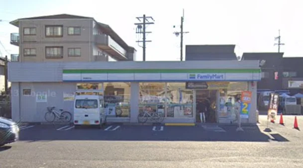 ファミリーマート 草津野村店まで徒歩6分、450m。