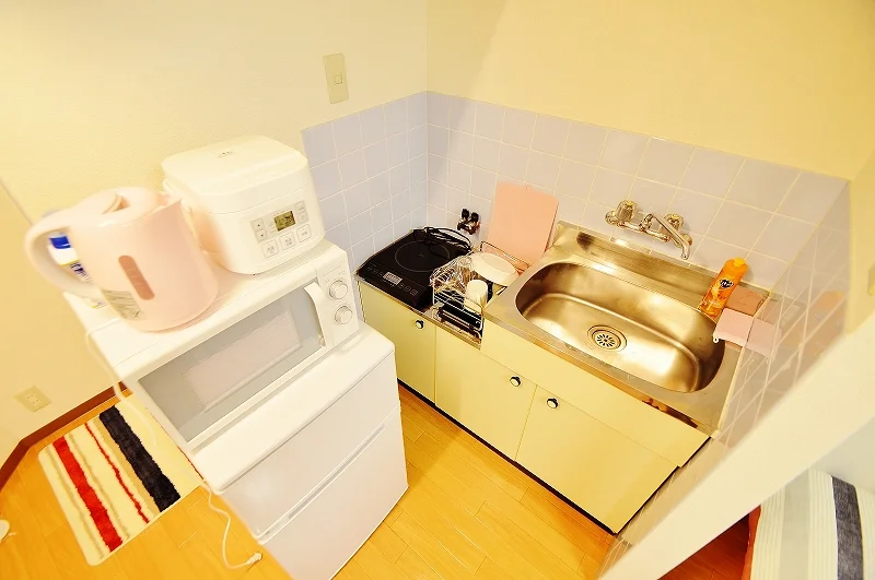 【キッチン画像イメージ】射水市(小杉駅前)ウィークリーマンション♪冷蔵庫、電子レンジ、炊飯器、ケトル、調理器具や食器類もご用意しております(^^♪