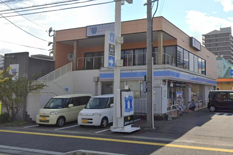 ローソン 別府新港町店まで徒歩8分。