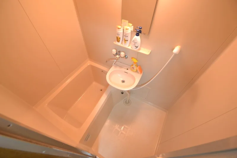 バスルーム画像イメージです♪市立四日市病院(中川原駅)ウィークリーマンションでは、お風呂用の桶もあるのでごゆっくりと快適にご利用いただけます★