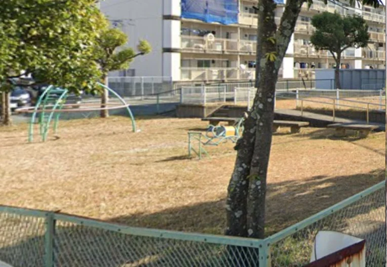 清生団地公園　徒歩４分