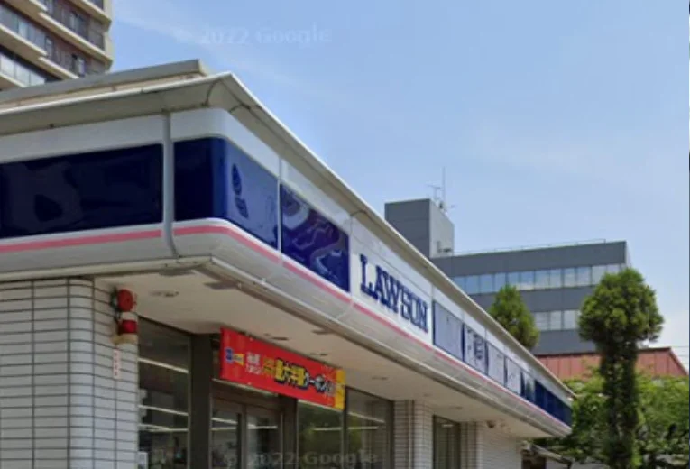 ローソン 大津島の関店　徒歩５分