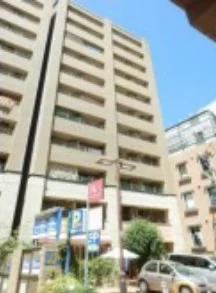 写真はお部屋のイメージです。ラグなどの室内装飾はございません。