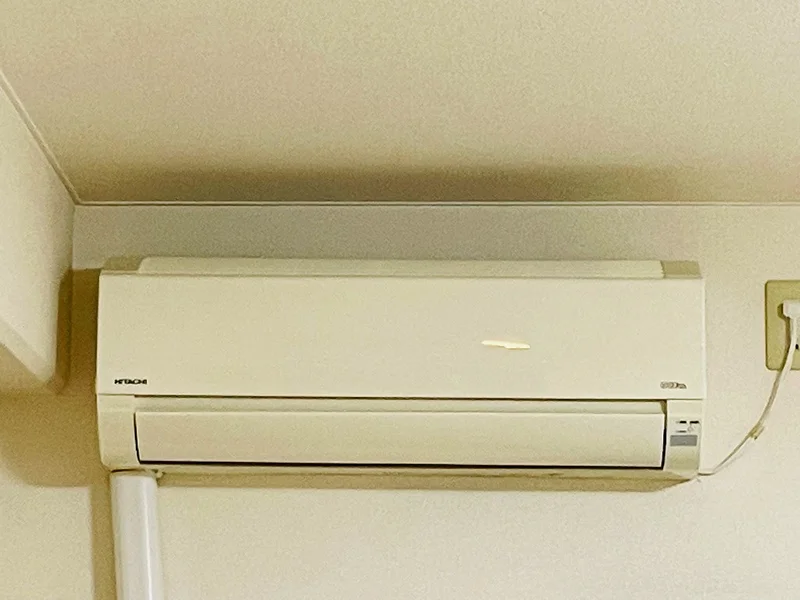 冷暖房付なので、快適に過ごせます♪リビングと洋室に1基ずつ（計2基）エアコンがございます！！