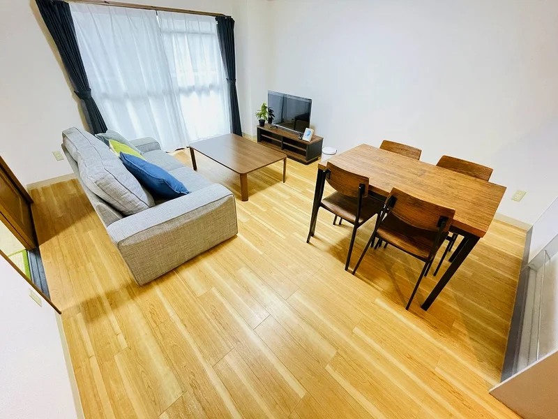 日当たりが良く、立地条件の良いマンスリーマンションです♪