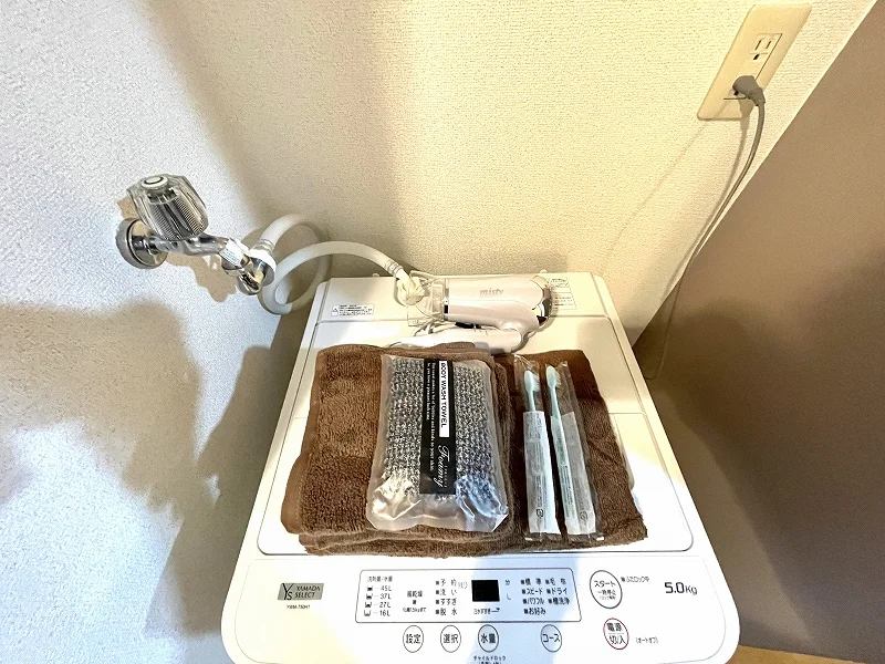 【洗濯機画像】ホテルと違い洗濯機がある生活は良いですね♪7日以上の利用なら滋賀大津(錦織３丁目)ウィークリーマンションをご利用下さい★洗濯洗剤も完備‼