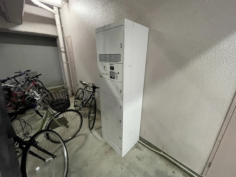 【宅配BOX完備】大津駅前(丸屋町商店街)ウィークリーマンション・大津駅前(丸屋町商店街)マンスリーマンションでは痒い所にも手が届くそんな会社でありたい、そう考えています。お問い合わせは弊社にお任せください‼