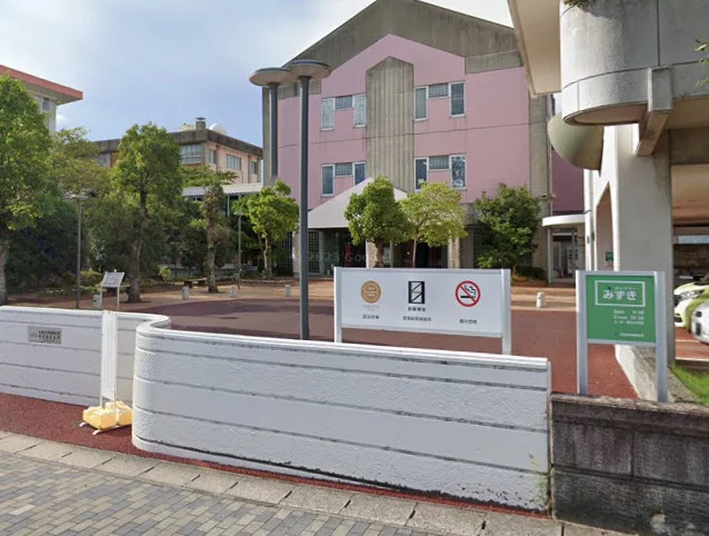 大垣女子短期大学 図書館まで徒歩15分、1.1km。