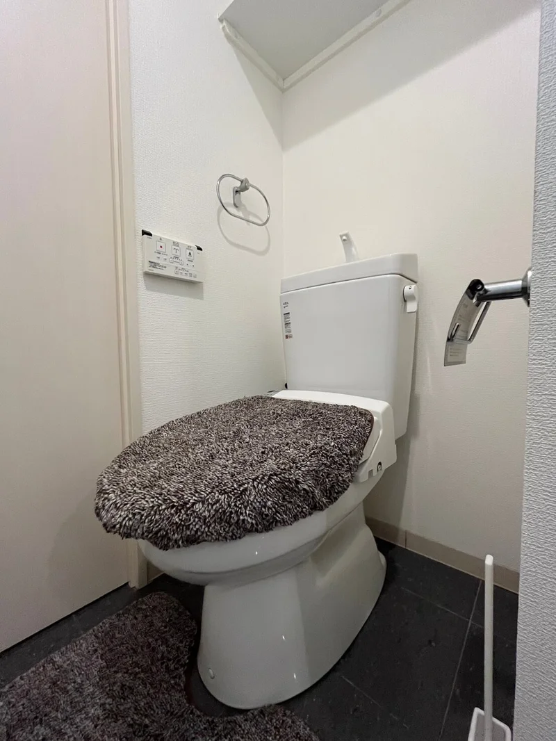 ウォシュレット付きのきれいなトイレ♪