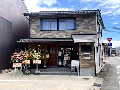 唯一まで徒歩9分