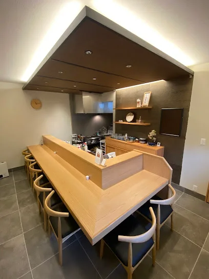 めしや MARUまで徒歩5分