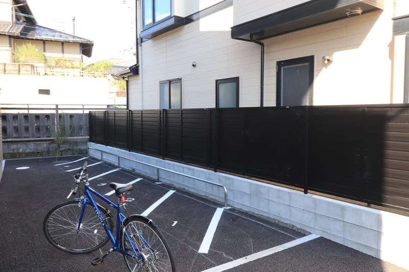 バイク置き場　事前申請が必要で有料！